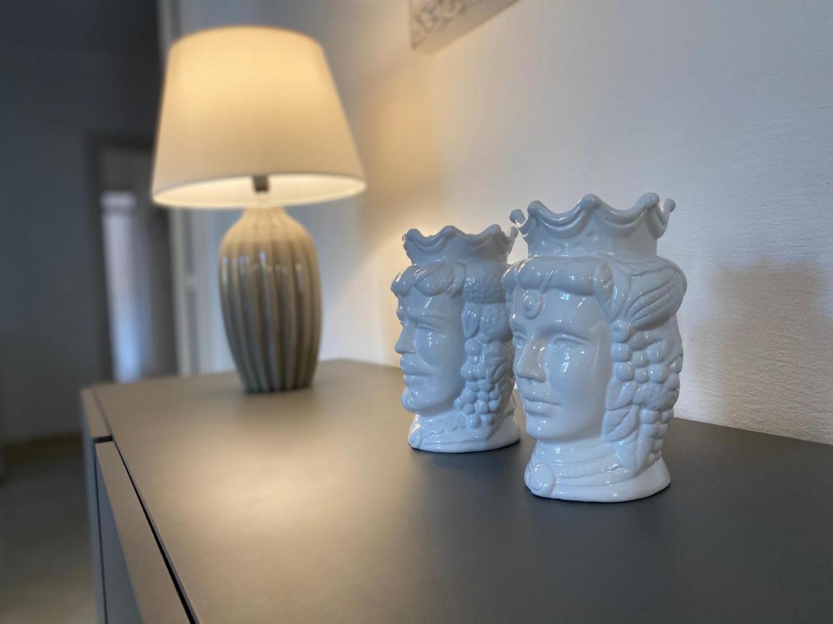 Apartment Rua Formaggi Палермо Екстериор снимка